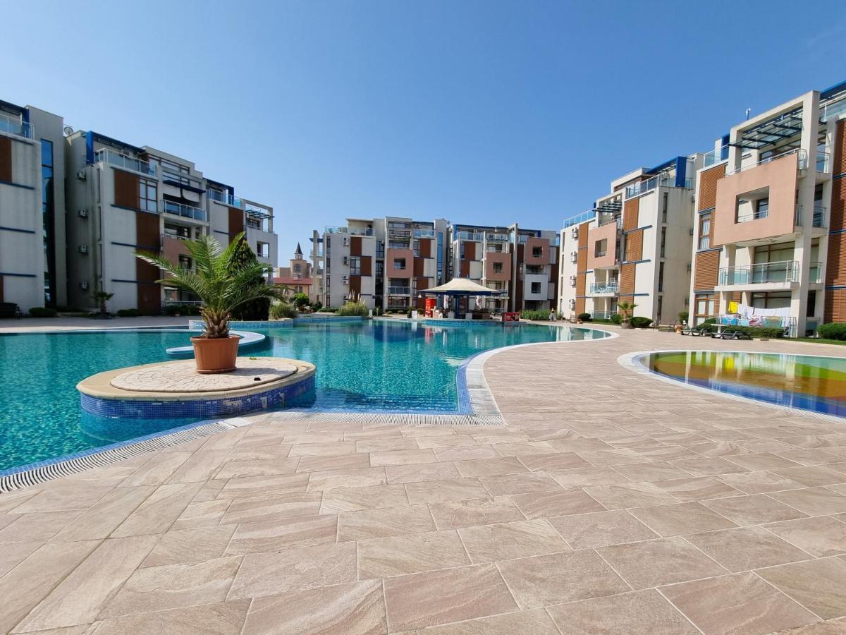 Studio Apartment With Balcony 300M From Beach Sunny Beach Exterior foto