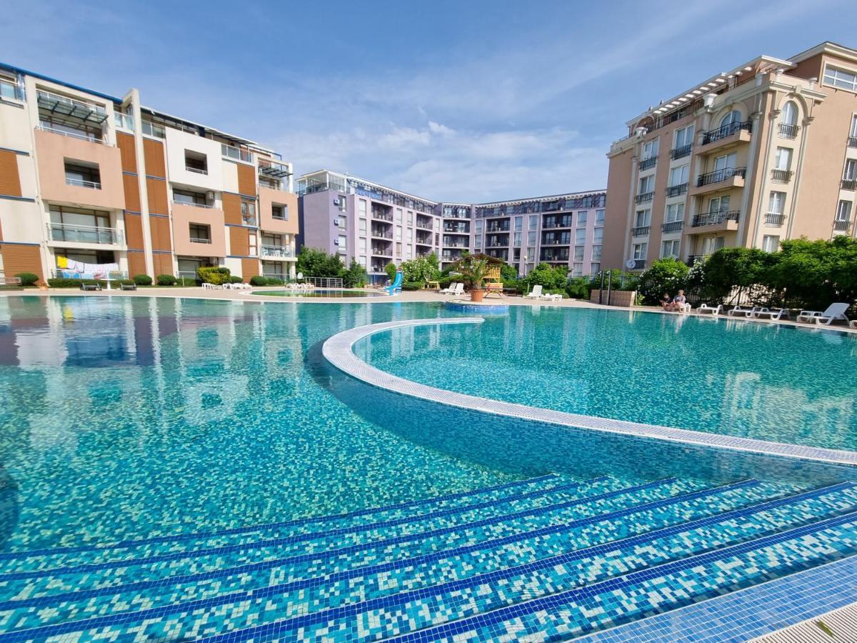Studio Apartment With Balcony 300M From Beach Sunny Beach Exterior foto