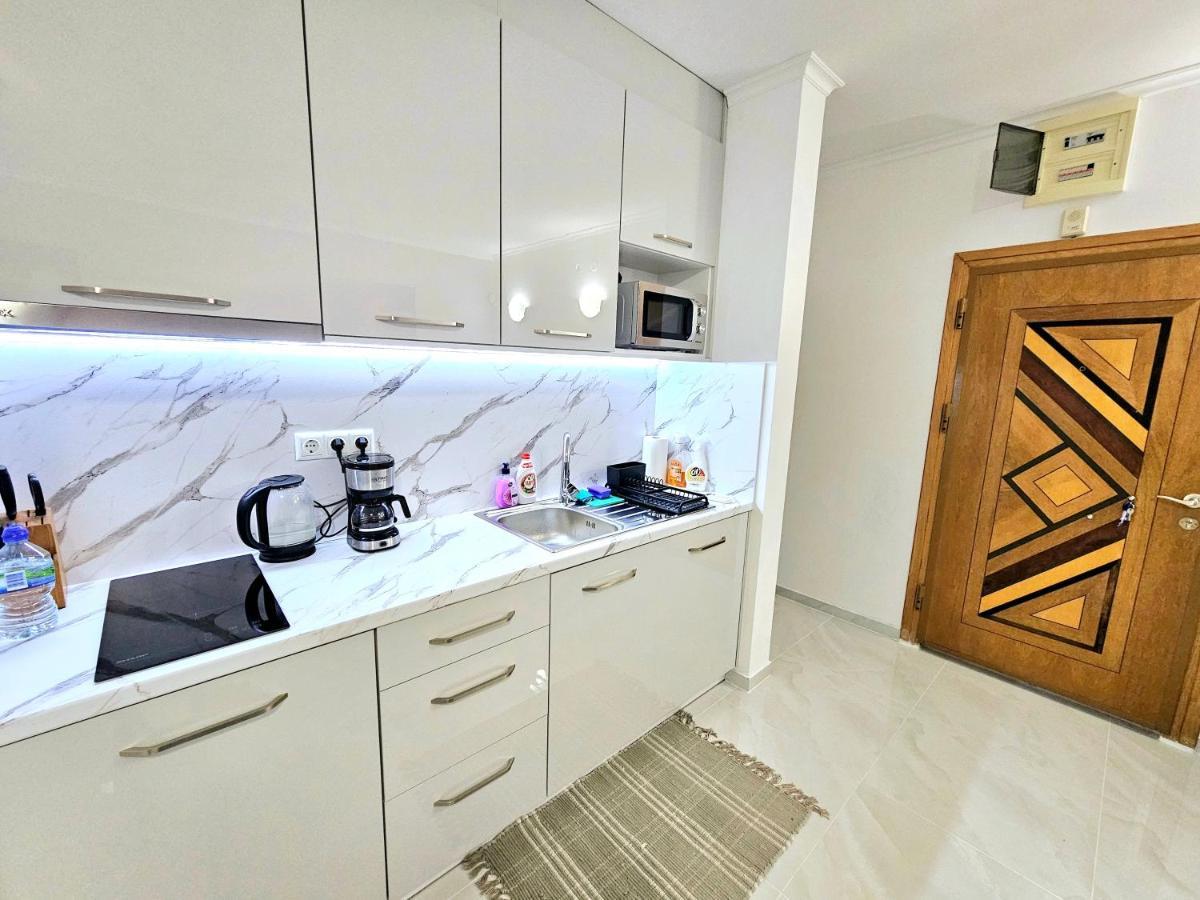 Studio Apartment With Balcony 300M From Beach Sunny Beach Exterior foto